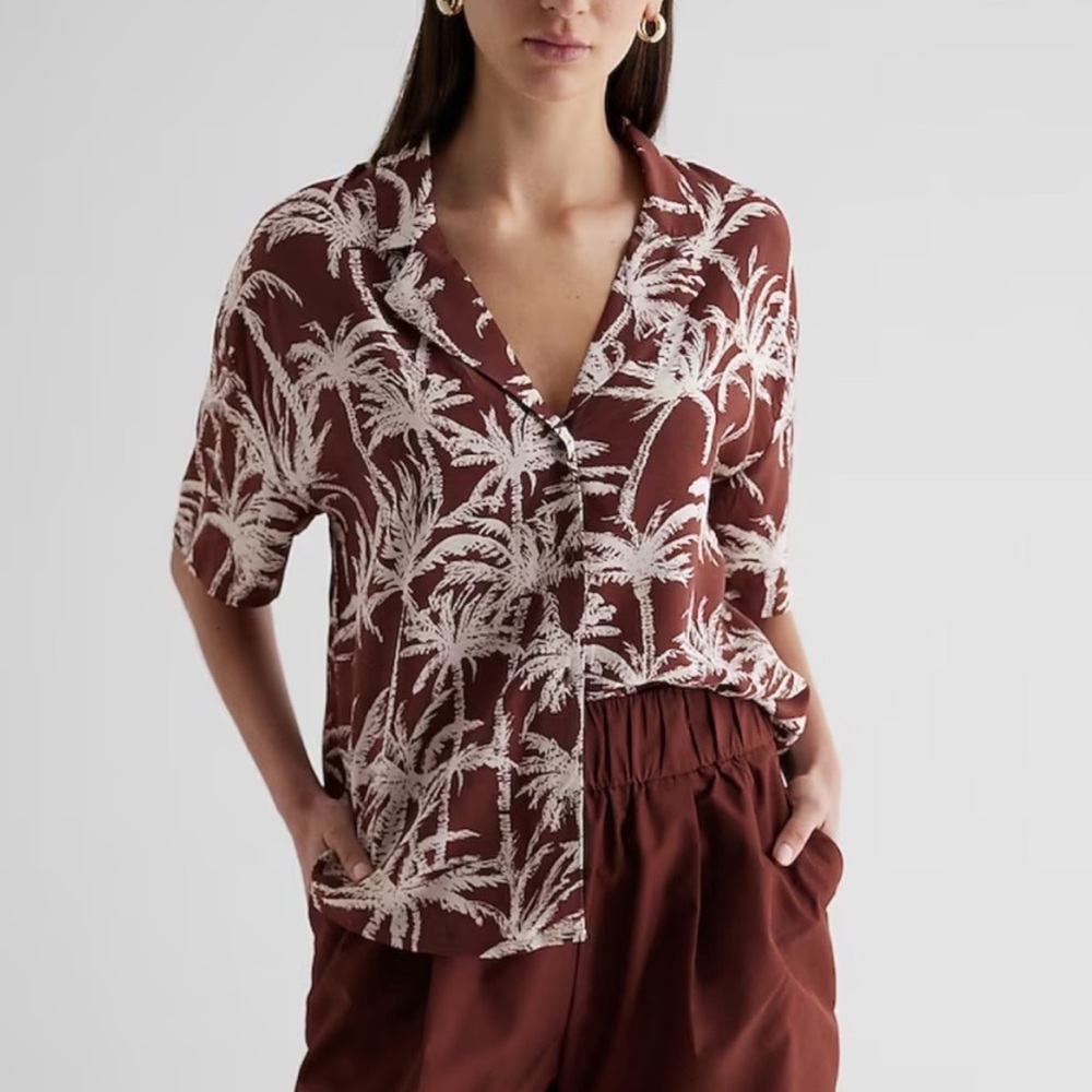 Express Women's Palm Print Button-Up